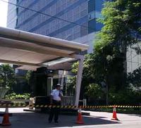 Garis Polisi di City Plaza