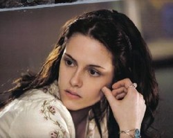 Kristen Stewart, From Preppy To Gothic