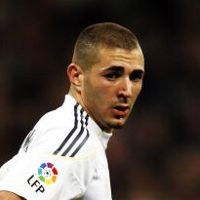 Benzema Betah Kok di Madrid