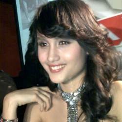 Cinta Laura Nggak Ngimpi Jadi Artis Hollywood