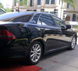 Sri Mulyani Pakai Mobil Baru