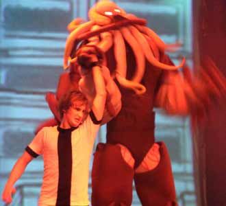 Ben 10 Melawan Alien
