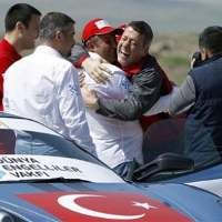 Menari Kematian di Atas Ferrari