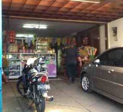 Dirjen Pajak Tjiptardjo Buka Warung Kelontong & Jasa Laundry