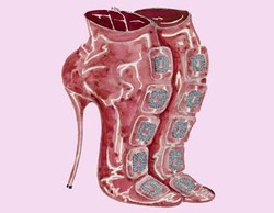 Terinspirasi Vampir, Mahnolo Blahnik Ciptakan Sepatu Unik