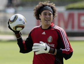 Siapa Kipermu, Aguirre?