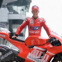 Stoner Sulit Saingi Yamaha-Honda