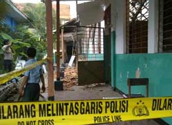 SMPN 273 Tanah Abang Roboh Karena Dimakan Usia 