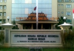 Didatangi Wartawan, Ortu AKBP Mardiyani Marah-marah