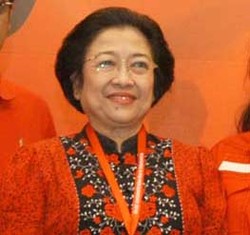 Dan Megawati pun Genit Berteleprompter