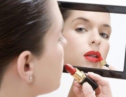 Aplikasi Lipstik Tepat Untuk Penampilan Sempurna 