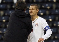 Jalan Kaki 16 Ribu KM ke Afsel Demi Serbia