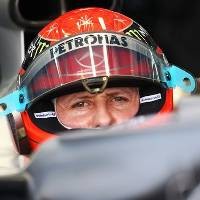 Schumi Bisa Jadi Komentator Sambil Nyetir