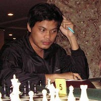 Susanto dan Irene Melangkah Mulus