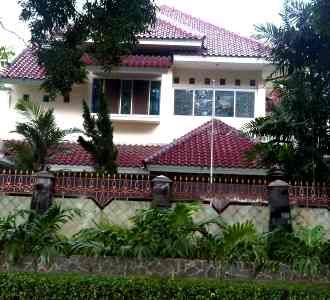 Dua Rumah Mewah Bahasyim