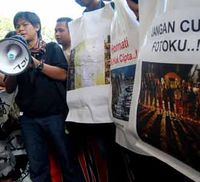 Pewarta Foto Demo Disbudpar Sulsel