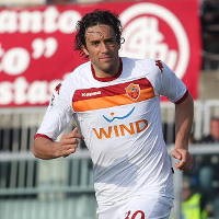 Lewat SMS, Toni Minta Fiorentina Kalahkan Inter