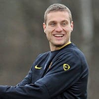Vidic Tetap Setia