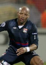 Lyon Lolos karena Tenang