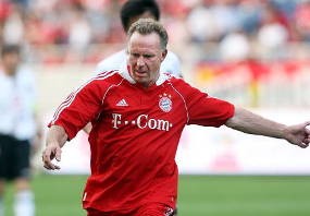 Rooney Main, Rummenigge Kalah Taruhan