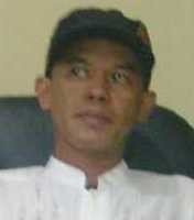  Andris Bekerja Sebagai Sales & Punya Bisnis Periklanan