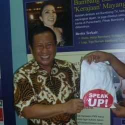 Susno Duadji Serius dan Santai di detikForum