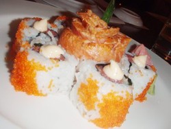 Tempura Uramaki Hmm... Oishii Desu Ne!