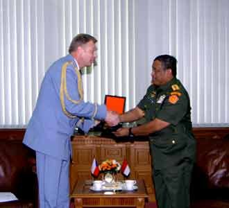 Panglima TNI Terima Pangab Cekoslavia
