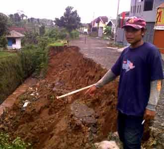 Kirmir di Girimekar Ambrol