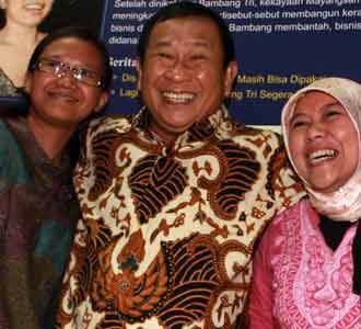 Susno Diserbu Wartawan