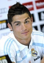 Ronaldo Sebut Kelebihannya Dibanding Messi