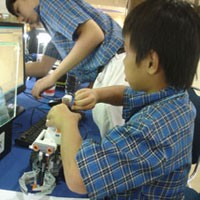 Kental Muatan Bisnis, Sekolah Bingung Kembangkan Robotika