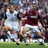 West Ham Jauhi Zona Maut