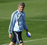 Pellegrini Hanya Mau Angka Penuh