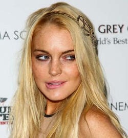 Terus Konsumsi Narkoba, Lindsay Lohan Diancam Masuk Bui