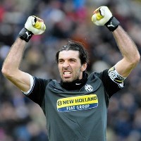 Buffon dan Chiellini Siap Comeback