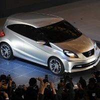 Honda Percepat Mobil Murah