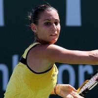 Wozniacki & Pennetta Juara di Tanah Liat