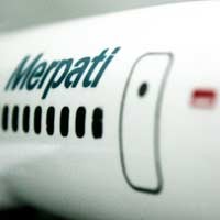 Petugas Evakuasi Pesawat, Bandara Rendani Ditutup