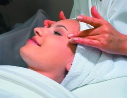 Mata Segar dengan Eye Massage