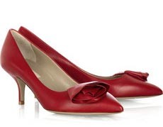 Tetap Seksi Dengan Low Heels