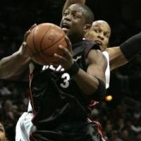 30 Poin Wade Menangkan Heat