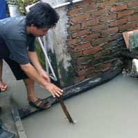 Pipa PDAM Pecah di Simo Jawar & Meluber ke Rumah Warga 