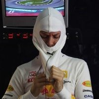 Fokus Vettel Cuma Menang