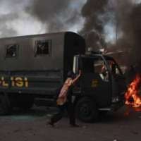 Hujan Turun, Massa Mulai Tenang