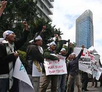 Buruh Pabrik Demo Kedubes Jerman