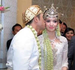 Pesta Ultah Nia Ramadhani Dijaga Ketat