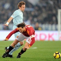 Lazio Siap Mengejutkan, Roma Andalkan Totti