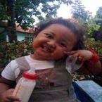 Aliya Putri Nopianthoni, 2,7 Tahun; Perempuan; f