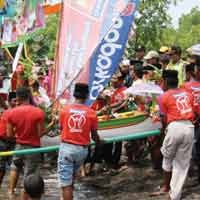 Tolak Bala, Nelayan Situbondo Lempar 100 Gram Emas ke Laut